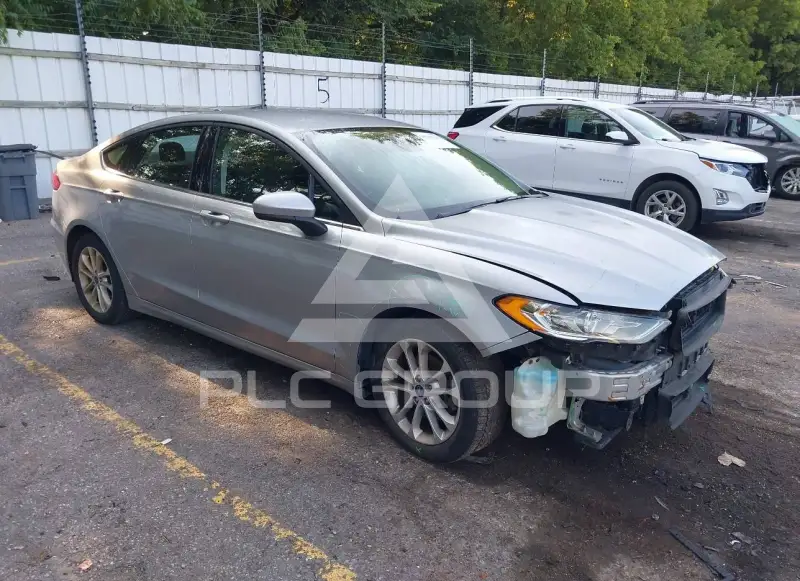 2020 Ford FUSION photo