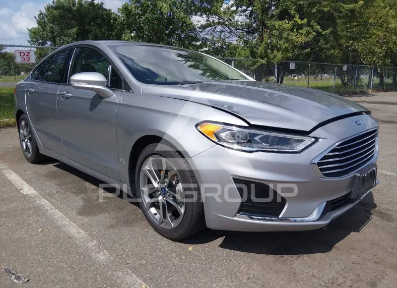 2020 Ford FUSION фото