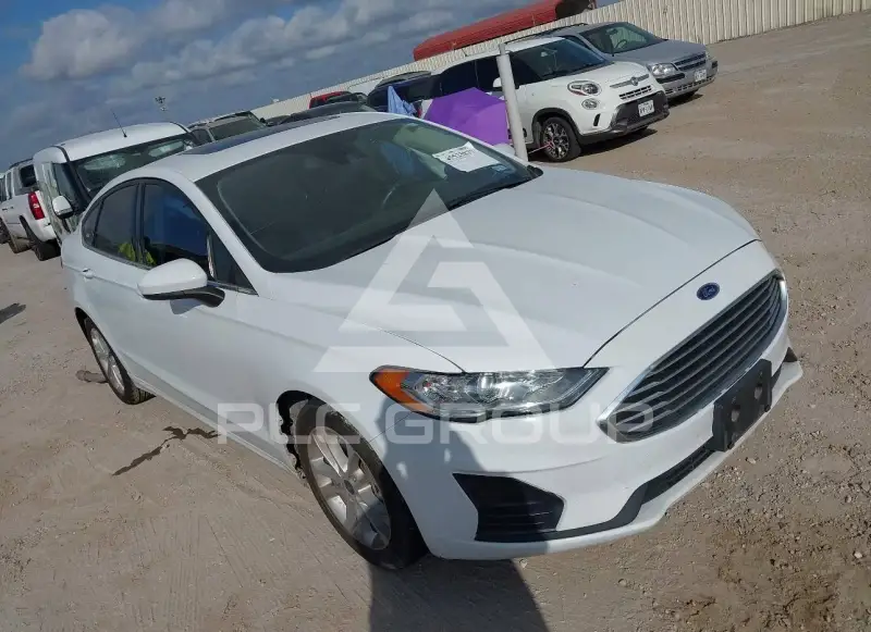 2020 Ford FUSION photo