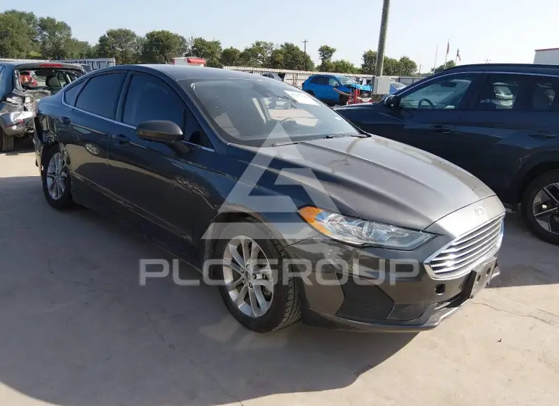2020 Ford FUSION photo