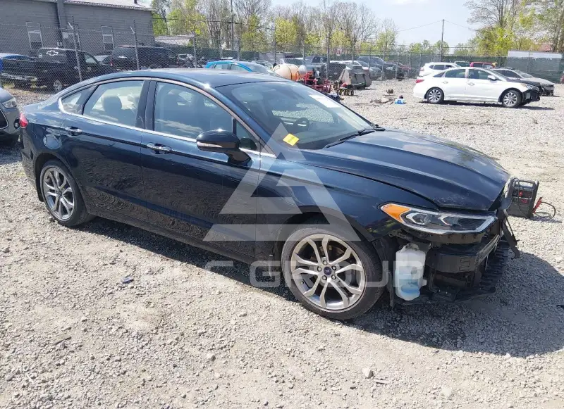 2020 Ford FUSION фото