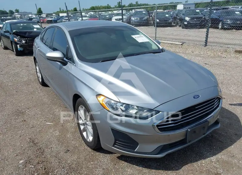 2020 Ford FUSION photo