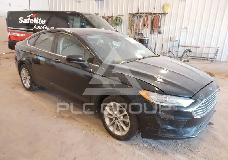 2020 Ford FUSION фото