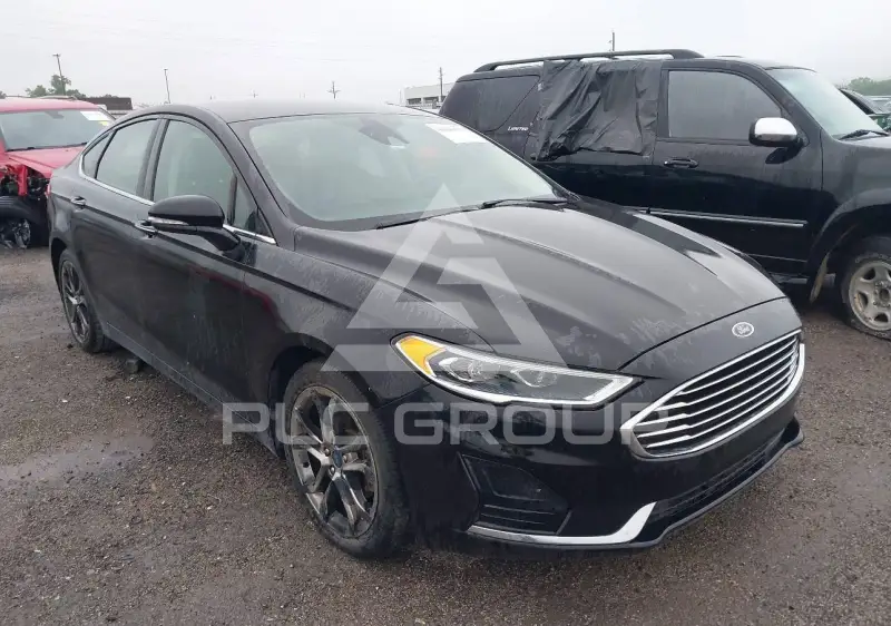 2020 Ford FUSION photo