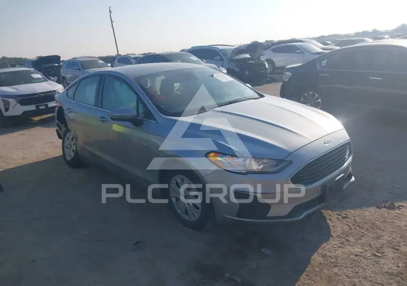 2020 Ford FUSION photo