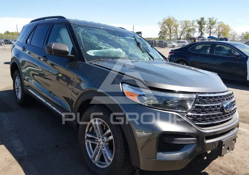 2020 Ford EXPLORER photo