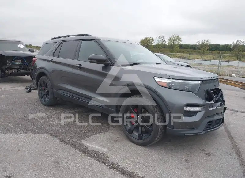 2020 Ford EXPLORER photo