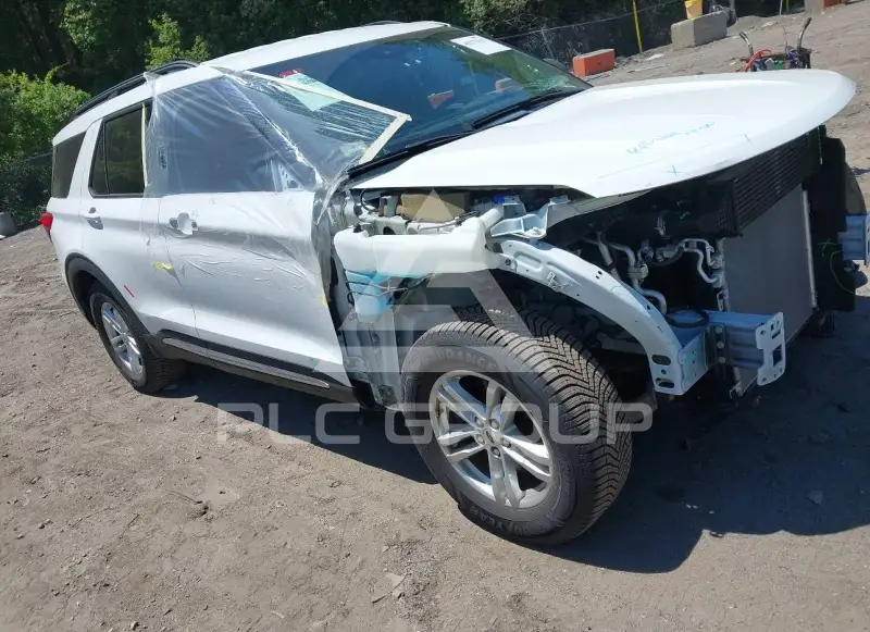 2020 Ford EXPLORER photo