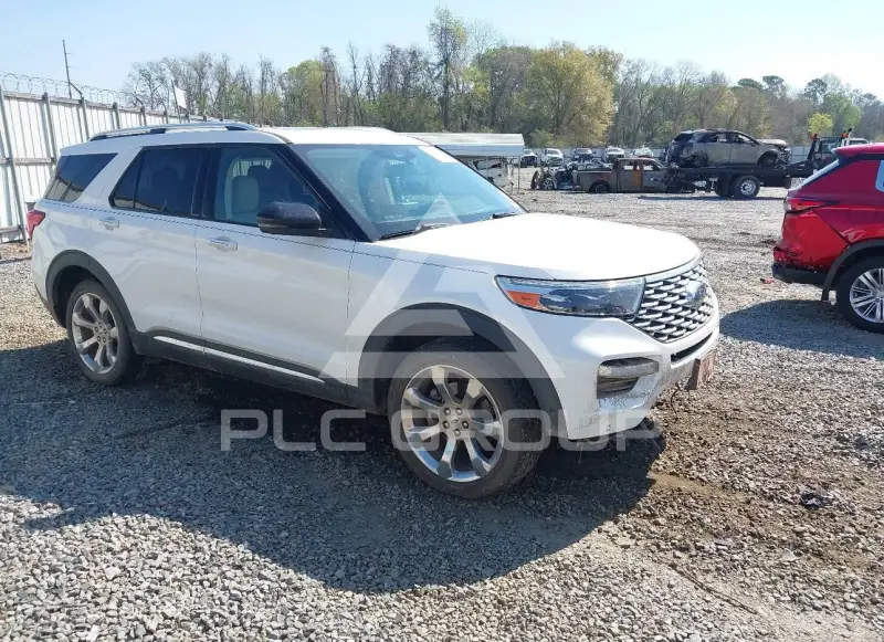 2020 Ford EXPLORER photo