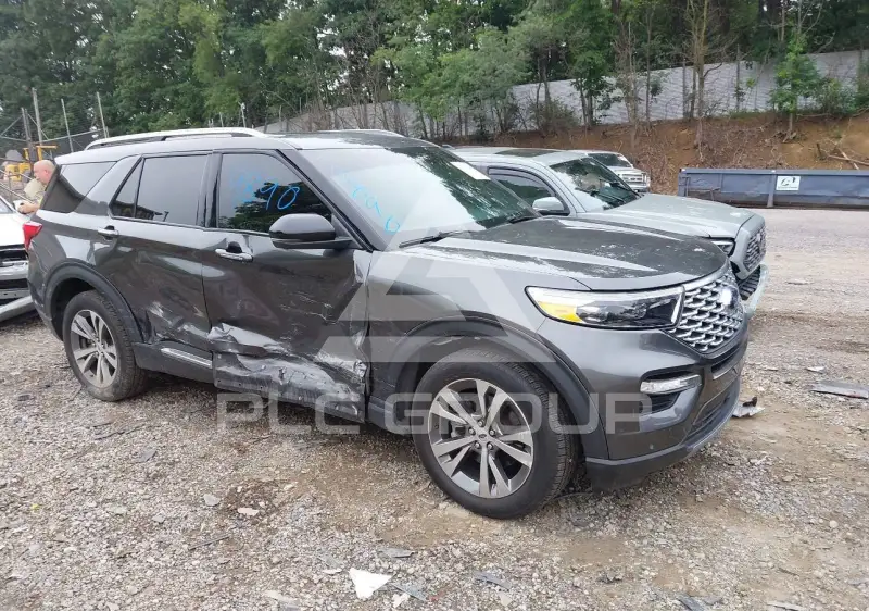 2020 Ford EXPLORER photo