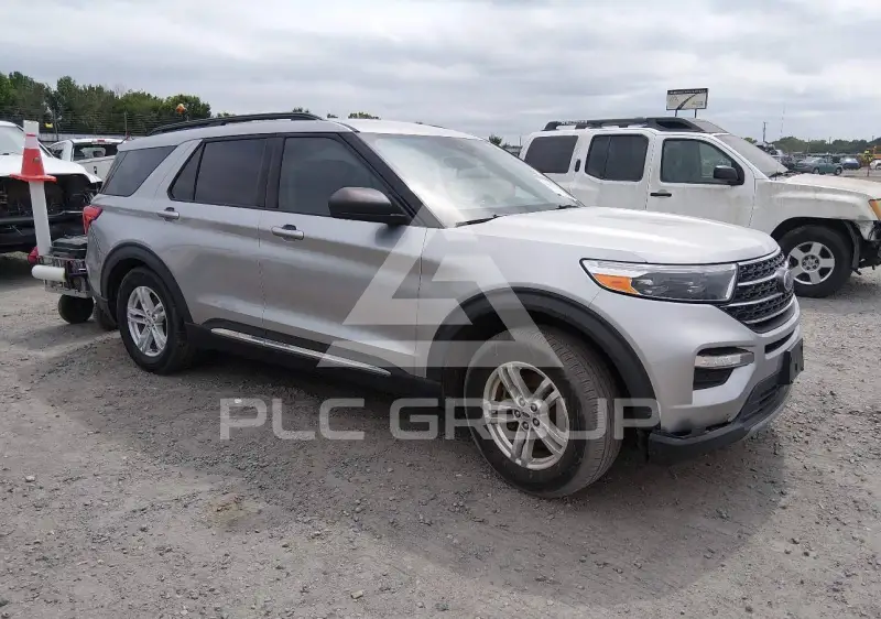 2020 Ford EXPLORER photo