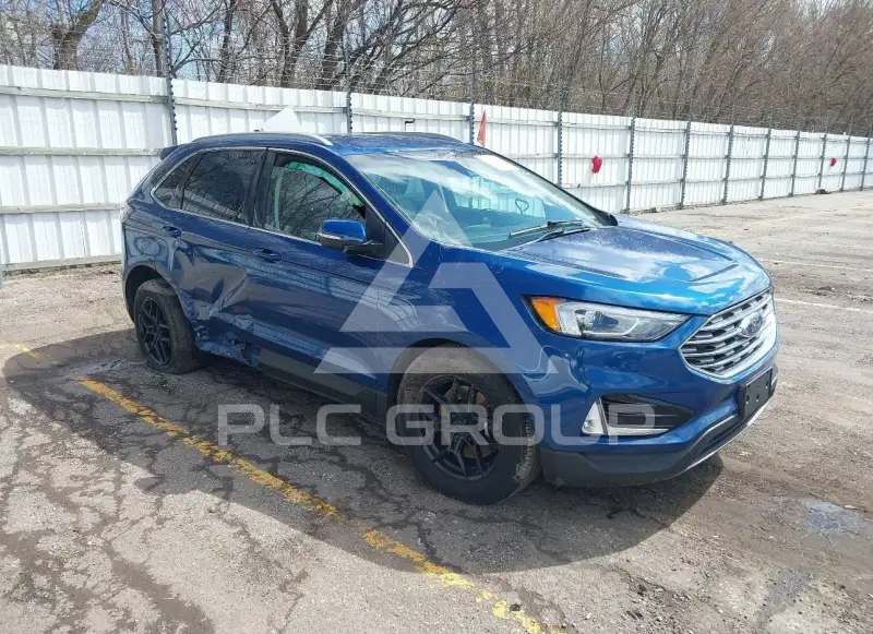 2020 Ford EDGE photo