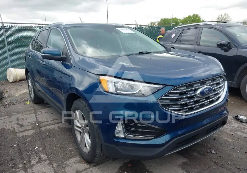 2020 Ford EDGE photo
