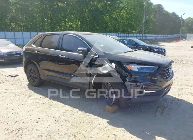 2020 Ford EDGE photo