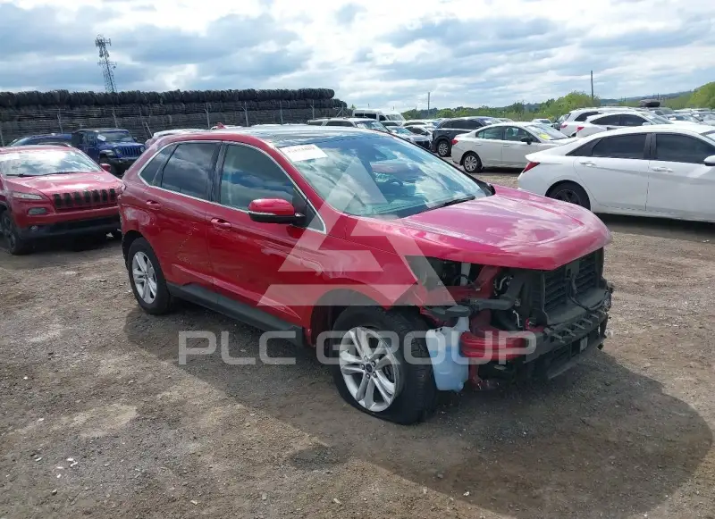 2020 Ford EDGE photo
