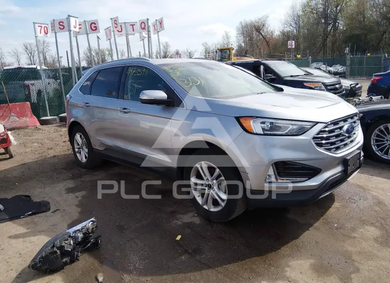 2020 Ford EDGE photo