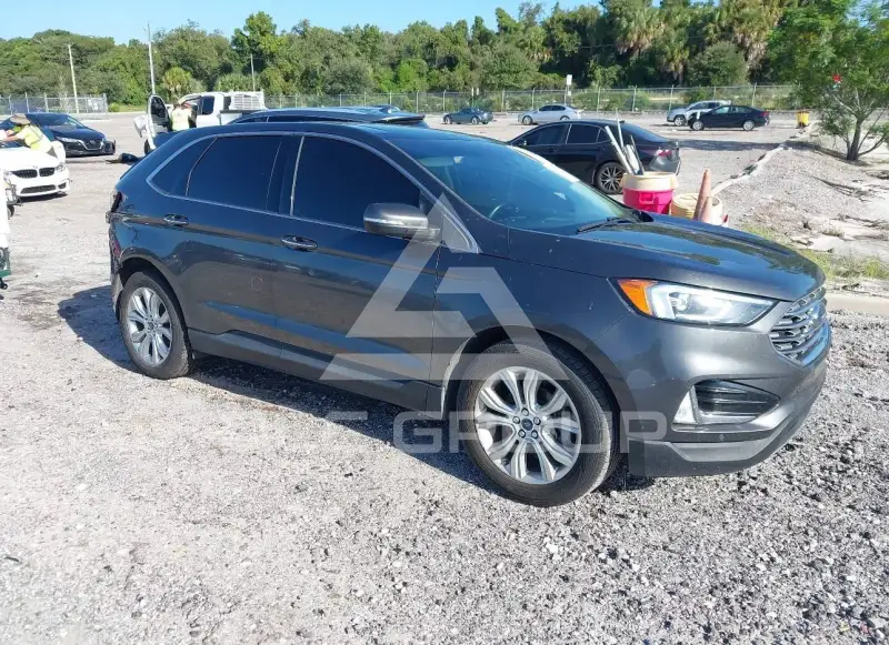 2020 Ford EDGE photo