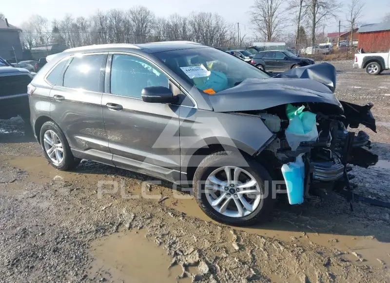 2020 Ford EDGE photo