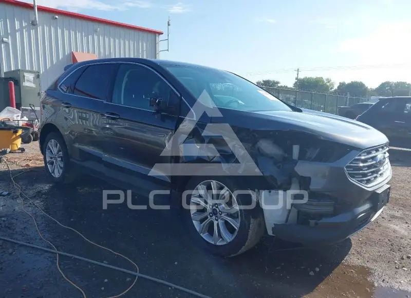 2020 Ford EDGE photo