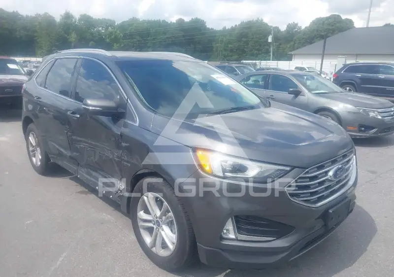 2020 Ford EDGE photo