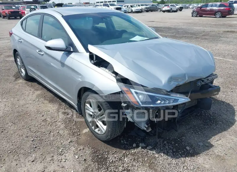 2020 Hyundai Elantra фото