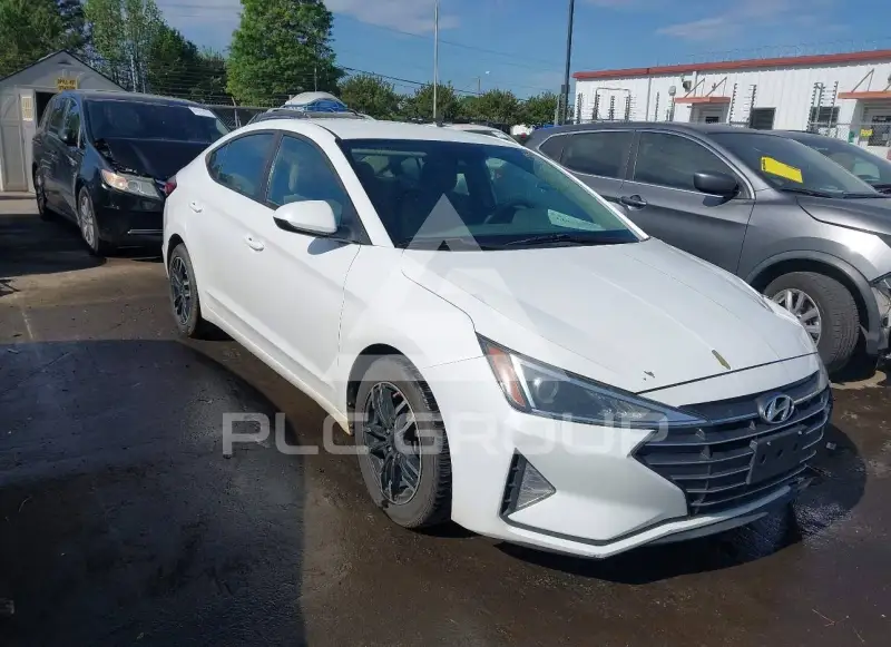 2020 Hyundai Elantra фото