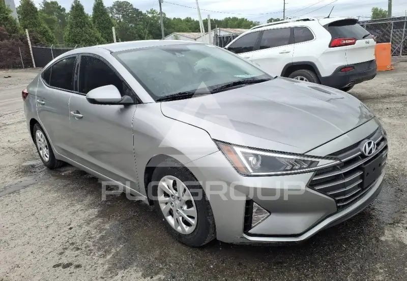 2020 Hyundai Elantra фото