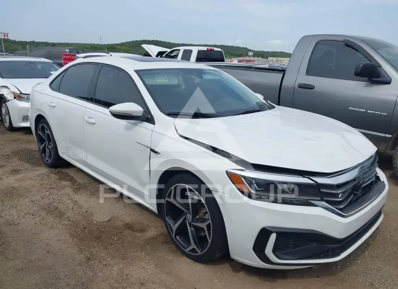 2020 Volkswagen Passat photo