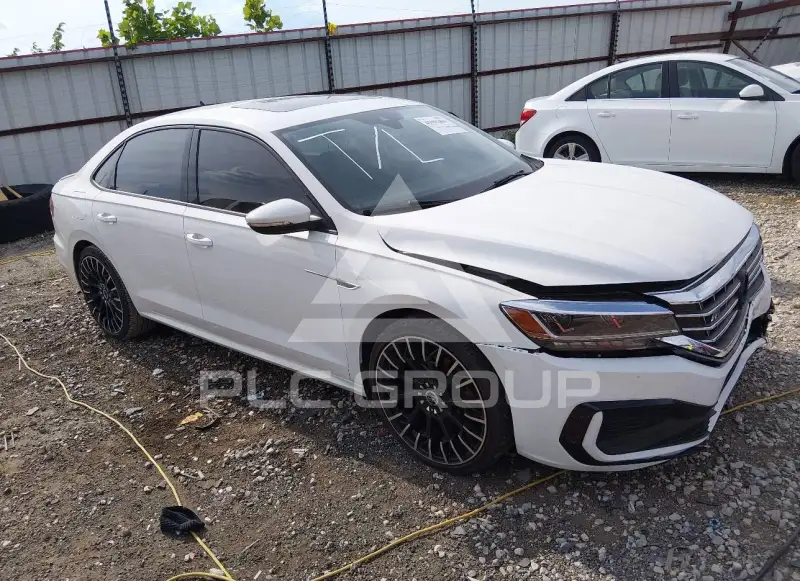 2020 Volkswagen Passat фото