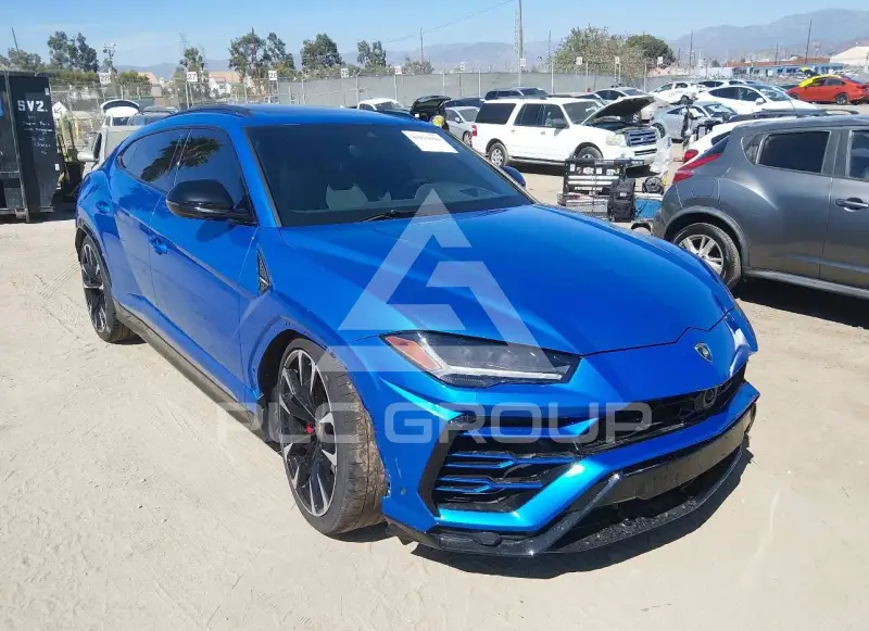 2020 Lamborghini Urus фото