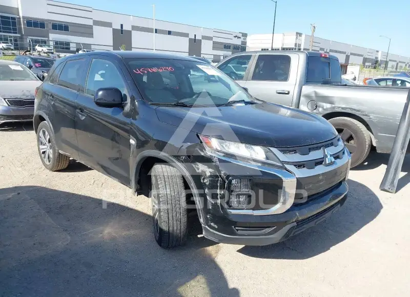 2021 Mitsubishi OUTLANDER photo