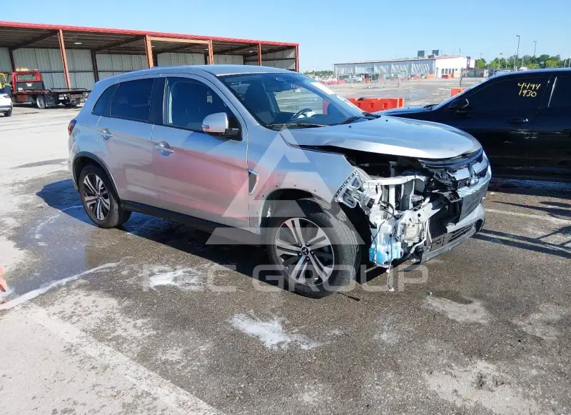 2021 Mitsubishi OUTLANDER photo