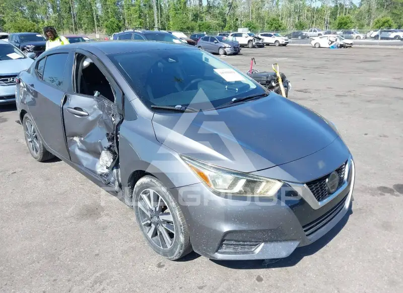 2021 Nissan VERSA photo