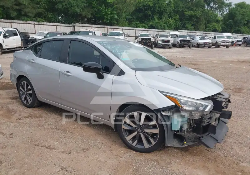 2021 Nissan VERSA фото
