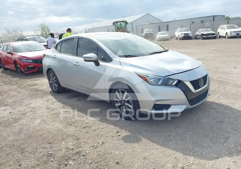 2021 Nissan VERSA фото