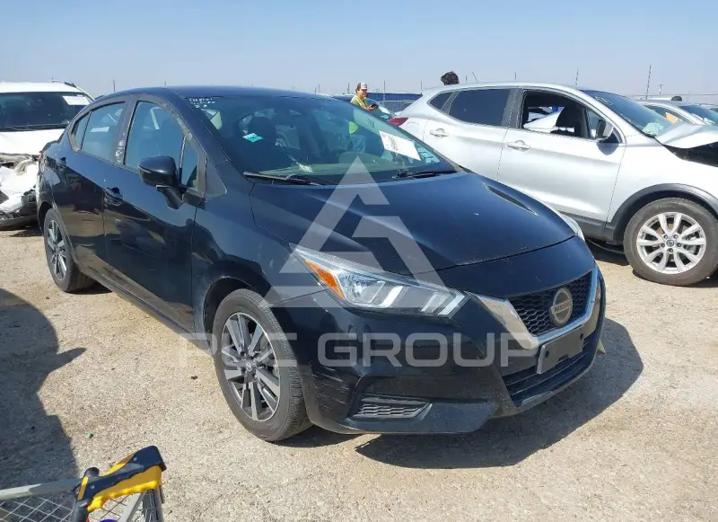 2021 Nissan VERSA фото