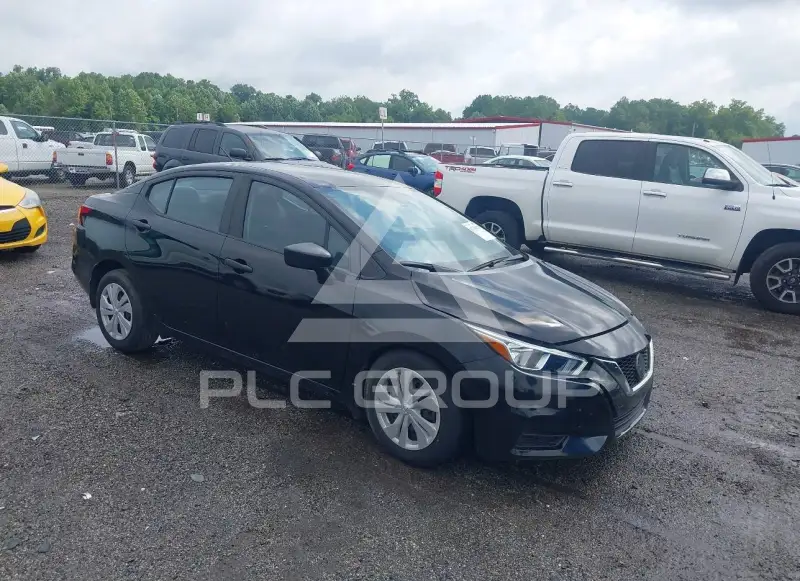2021 Nissan VERSA фото