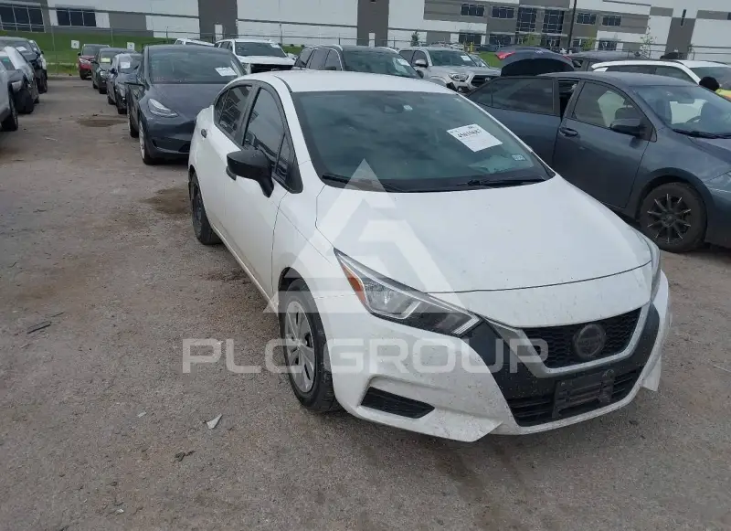 2021 Nissan VERSA фото