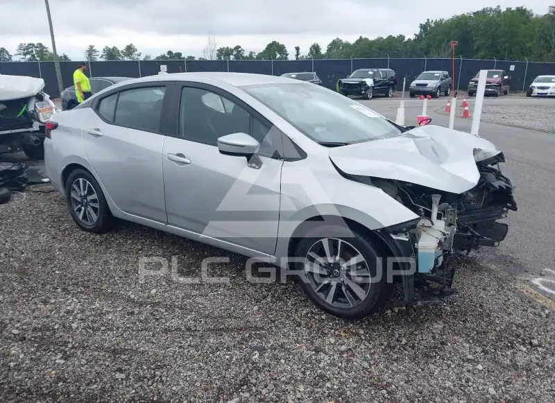 2021 Nissan VERSA photo