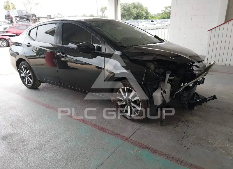 2021 Nissan VERSA фото
