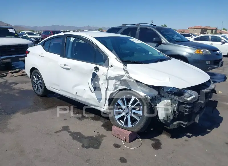 2021 Nissan VERSA photo
