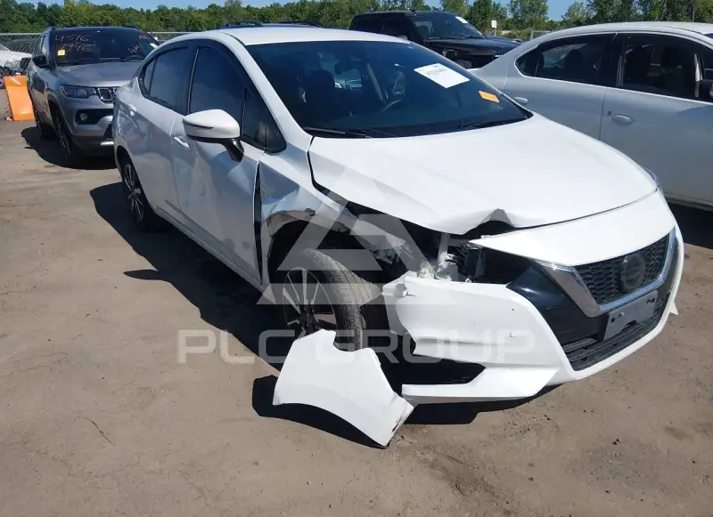 2021 Nissan VERSA фото
