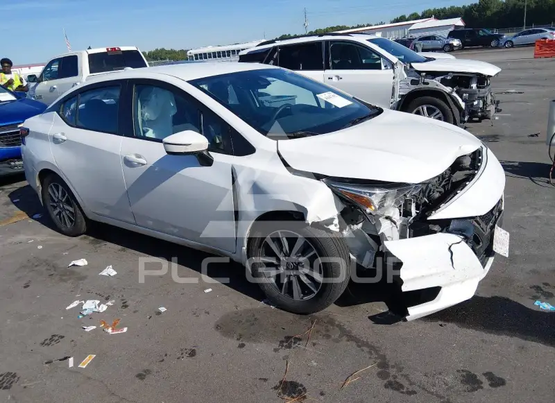 2021 Nissan VERSA photo
