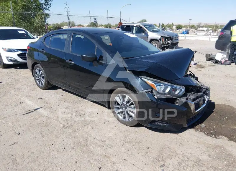 2021 Nissan VERSA фото