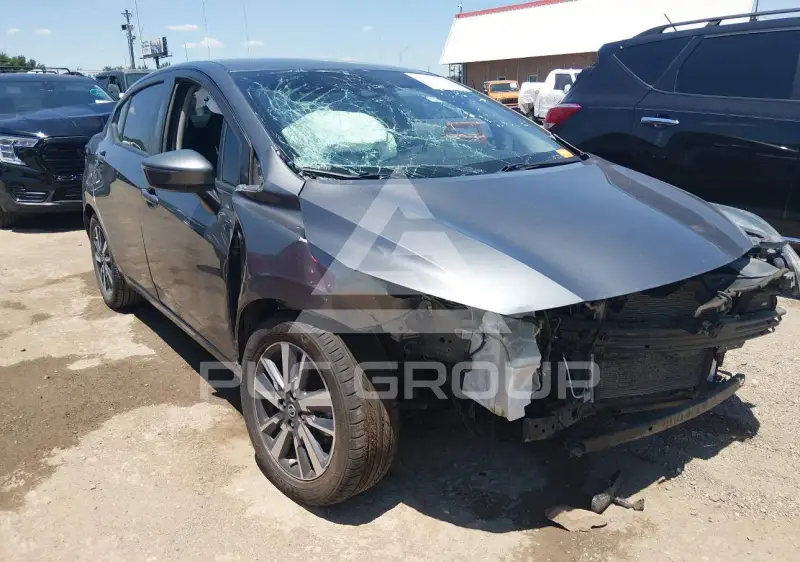 2021 Nissan VERSA фото