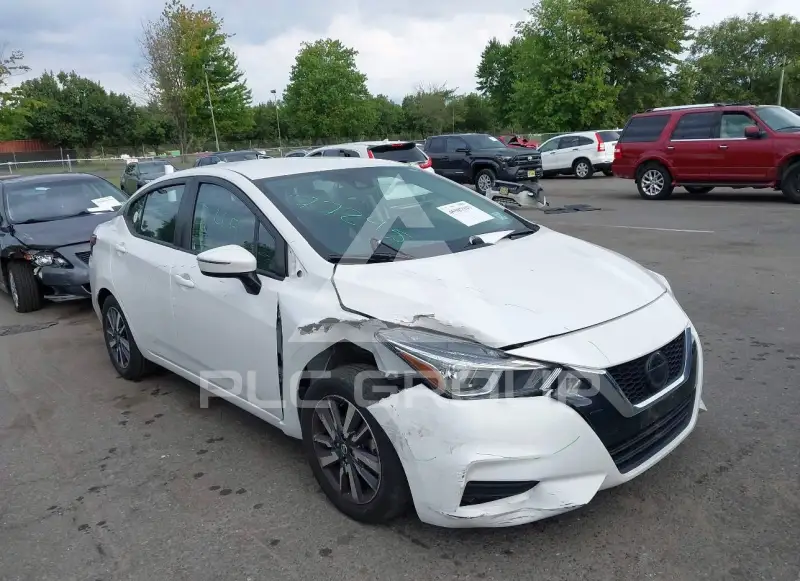 2021 Nissan VERSA фото