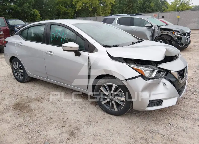 2021 Nissan VERSA photo