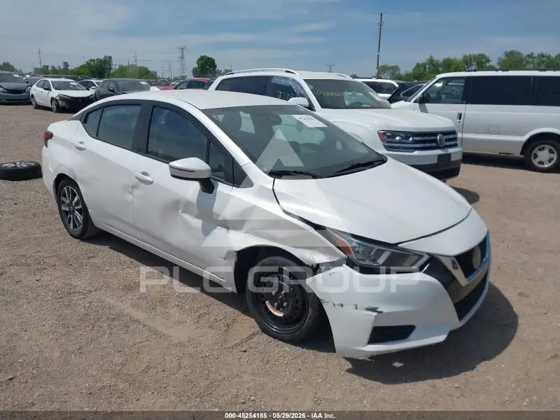 2021 Nissan VERSA фото