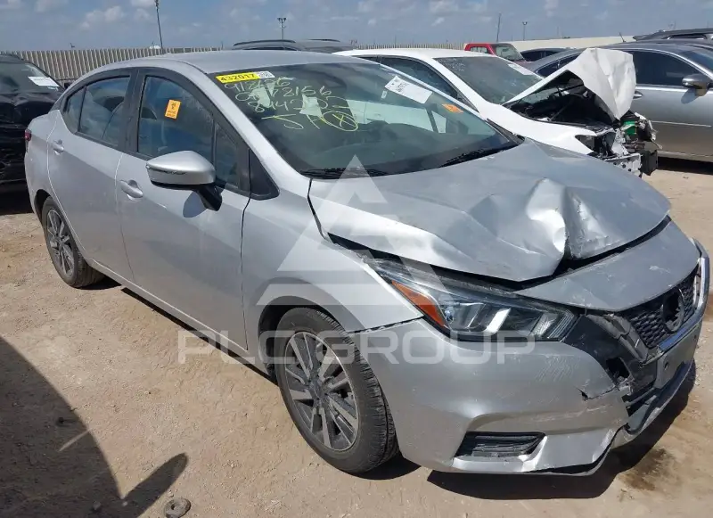 2021 Nissan VERSA фото