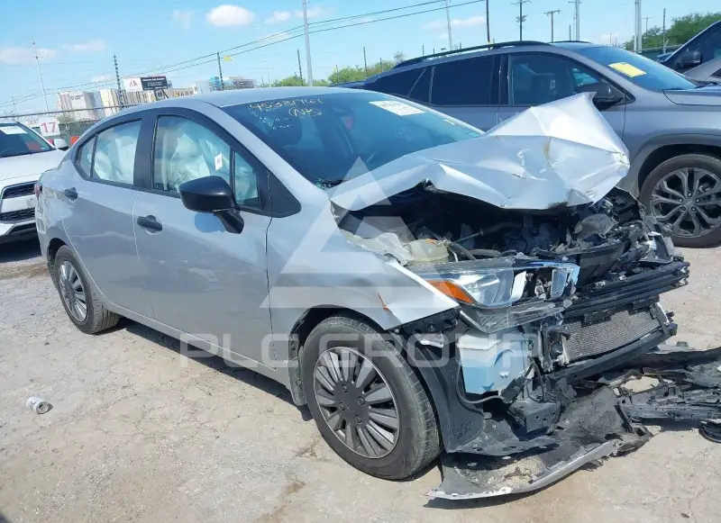 2021 Nissan VERSA фото